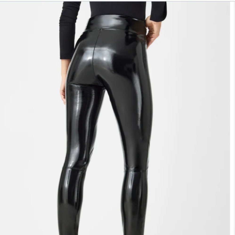 Spanx Faux Patent Leather leggings  Large  NWOT